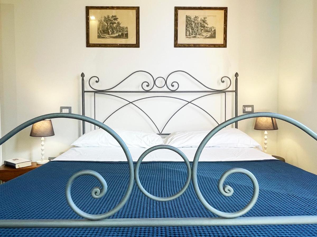 Oliveta Blu: Elegante A Due Passi Dal Centro Apartment Siena Luaran gambar